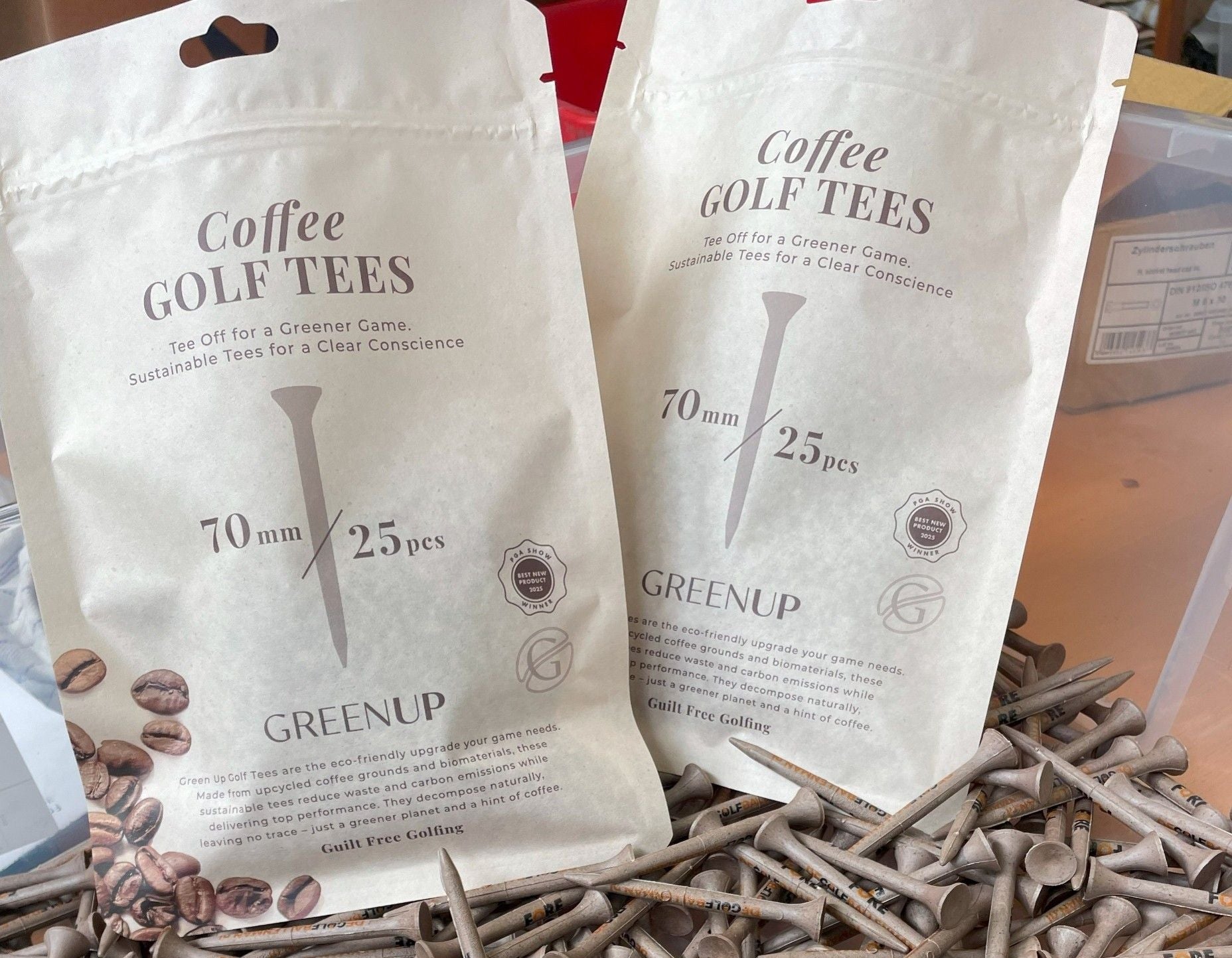 GreenUp biodegradable golf tees made from coffee grounds – sustainable golf accessories