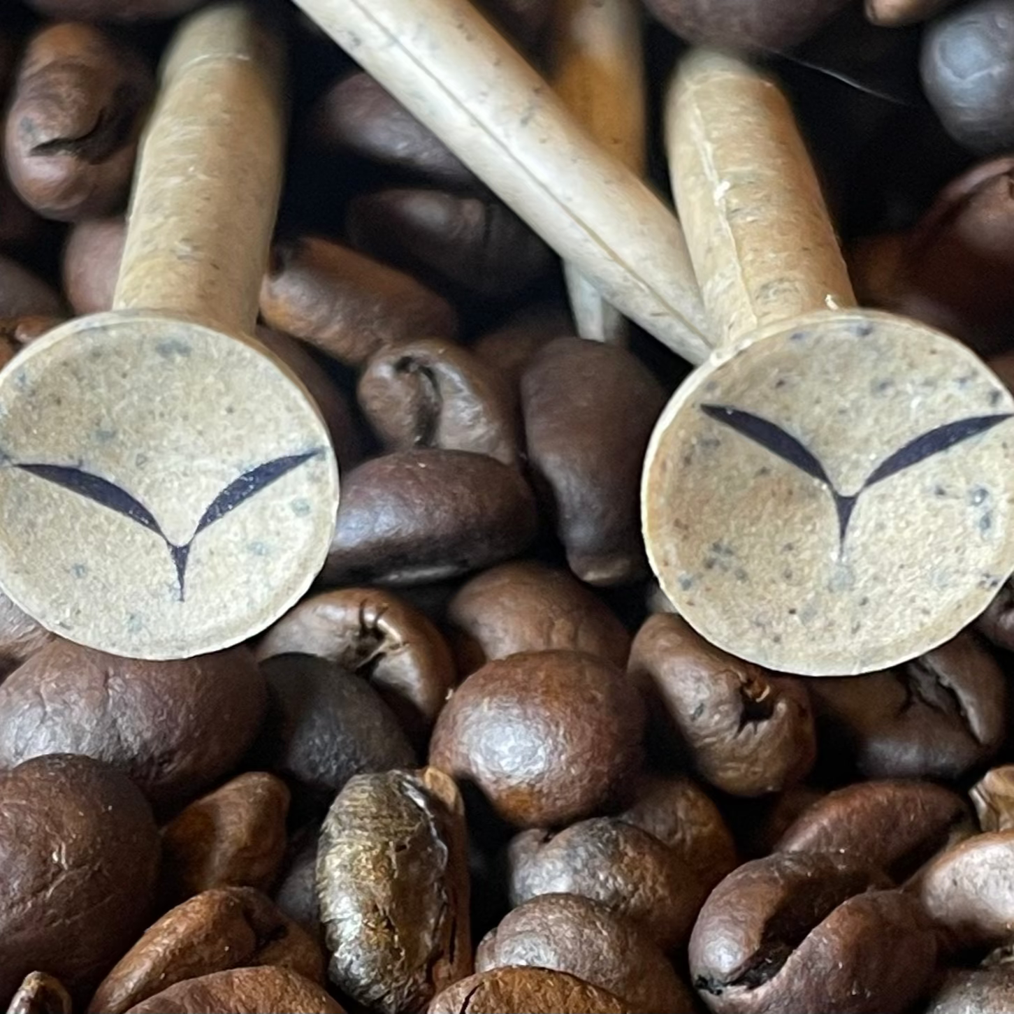 GreenUp biodegradable golf tees made from coffee grounds – sustainable golf accessories